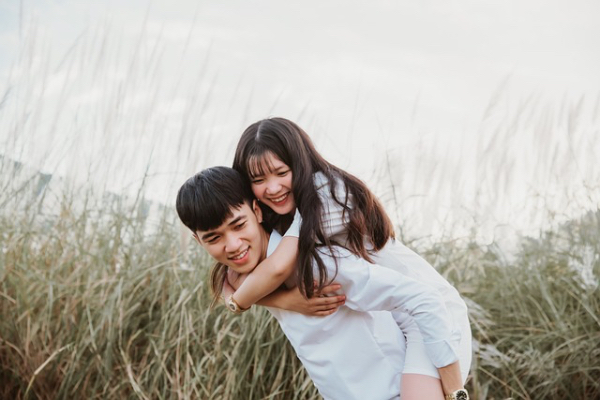 一次出轨后，婚姻真的还能挽回吗？手把手教你如何修复破碎的信任